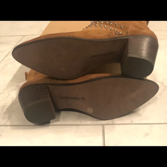 ❗️Lucky Brand Latinia Casual Bootie❗️ - Picture 4 of 5
